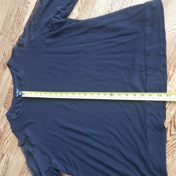 (1x) Lord & Taylor Long Sleeve Top Viscose Blend Lace Shoulders - Picture 5 of 9